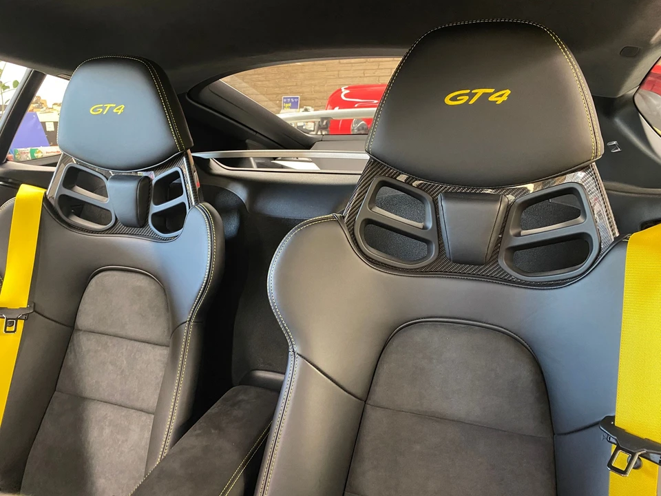 2021 Porsche 718 Cayman GT4 - Image 14 of 31