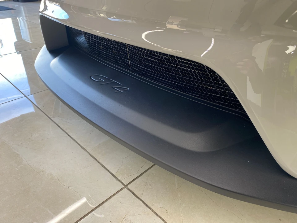 2021 Porsche 718 Cayman GT4 - Image 30 of 31
