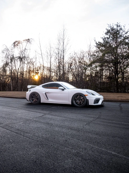 2021 Porsche 718 Cayman - Image 4 of 11