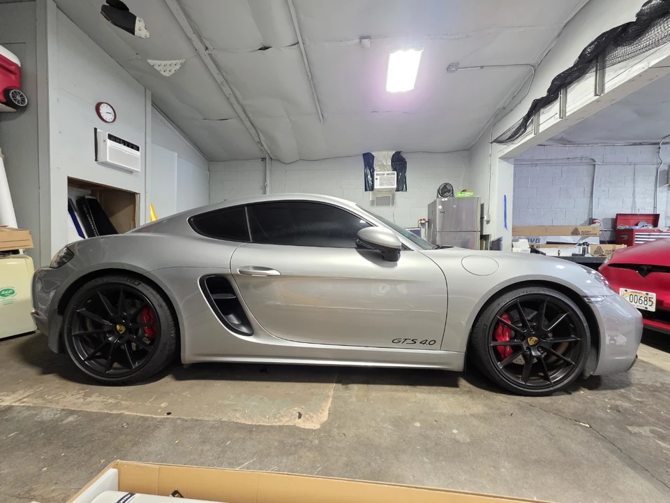 2021 Porsche 718 Cayman GTS 4.0 - Image 14 of 31