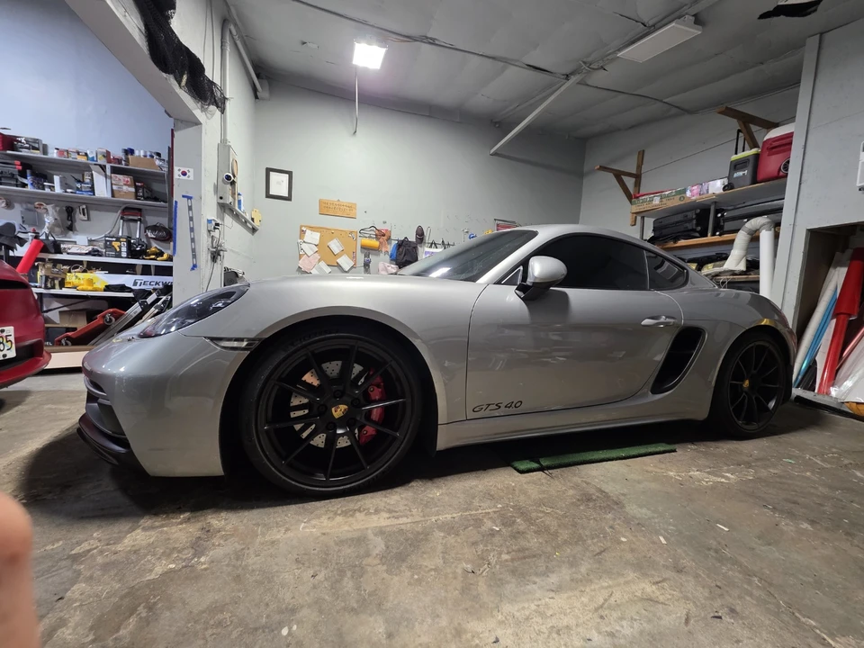 2021 Porsche 718 Cayman GTS 4.0 - Image 10 of 31