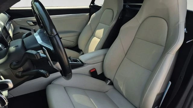 2021 Porsche 718 Cayman - Image 10 of 20