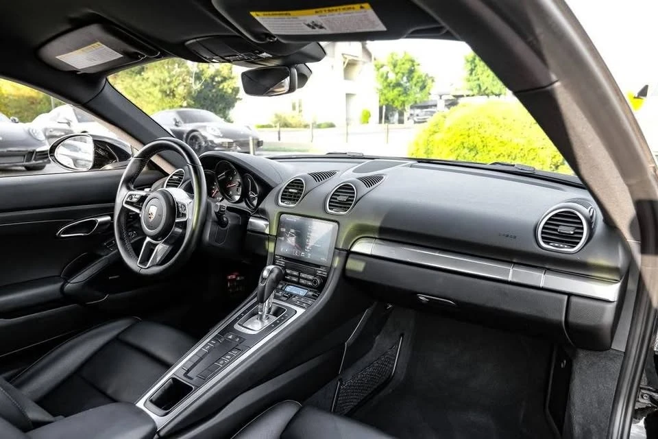 2021 Porsche 718 Cayman - Image 10 of 20