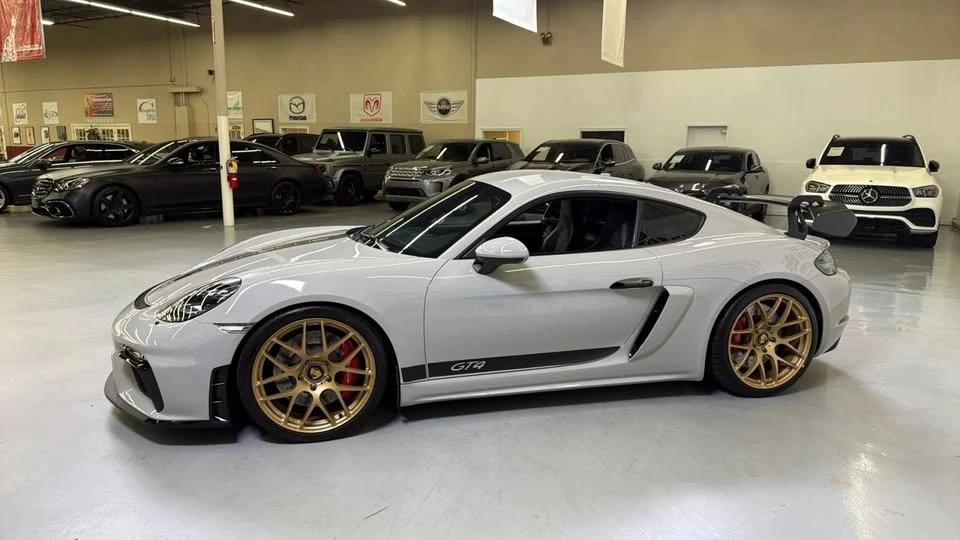 2021 Porsche 718 Cayman - Image 7 of 20