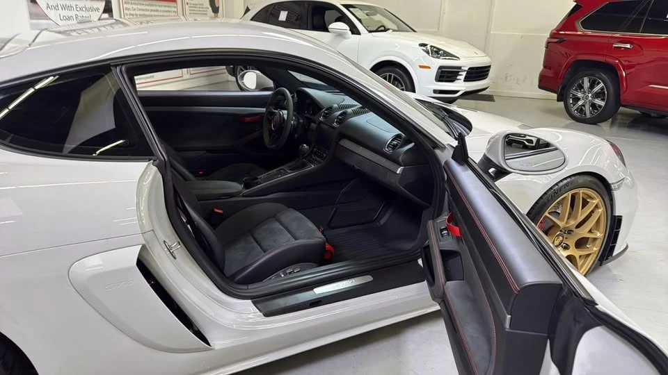 2021 Porsche 718 Cayman - Image 20 of 20