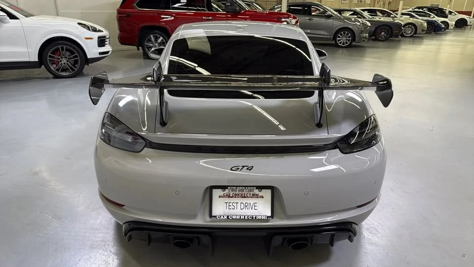 2021 Porsche 718 Cayman - Image 10 of 20