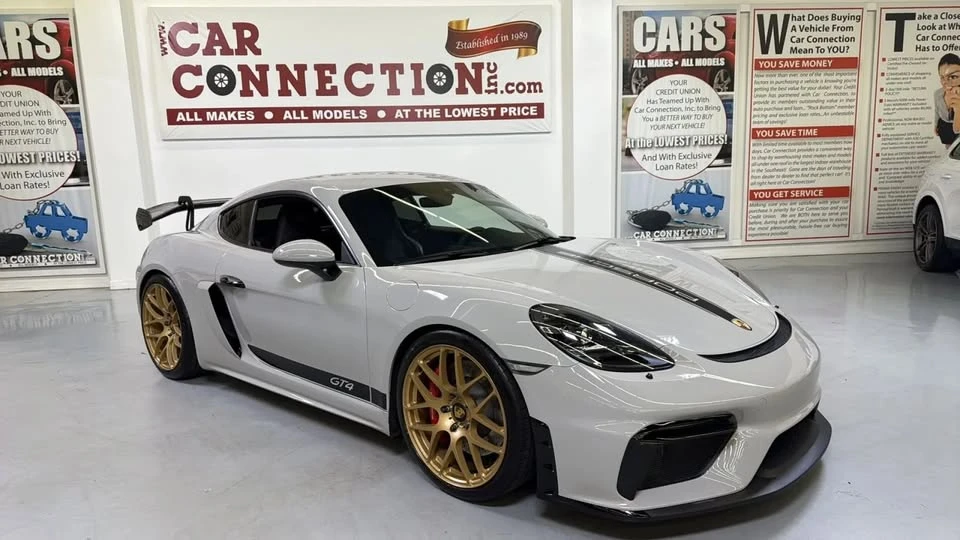 2021 Porsche 718 Cayman - Image 13 of 20