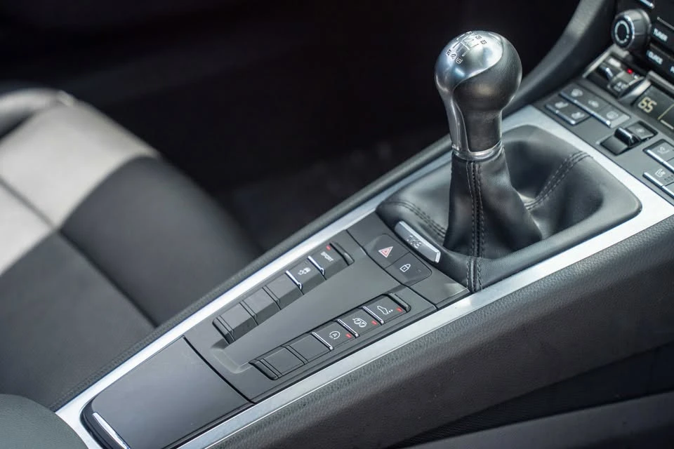 2021 Porsche 718 Cayman - Image 17 of 20
