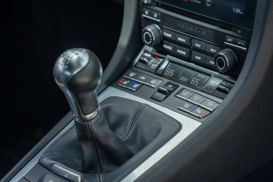 2021 Porsche 718 Cayman - Image 18 of 20