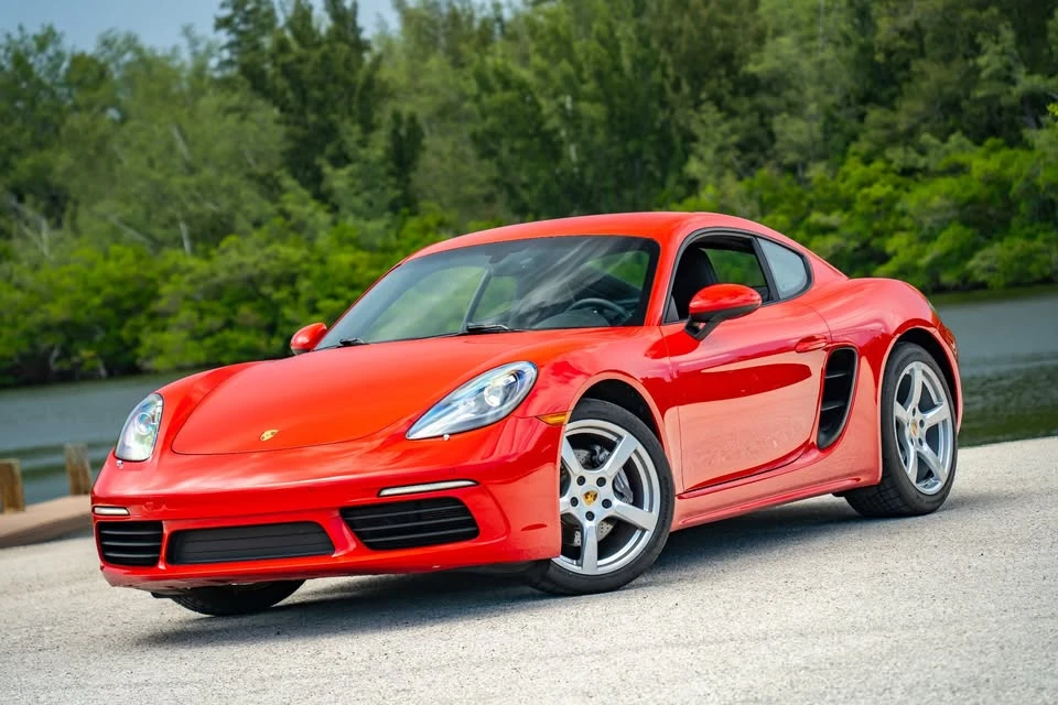 2021 Porsche 718 Cayman - Image 9 of 20