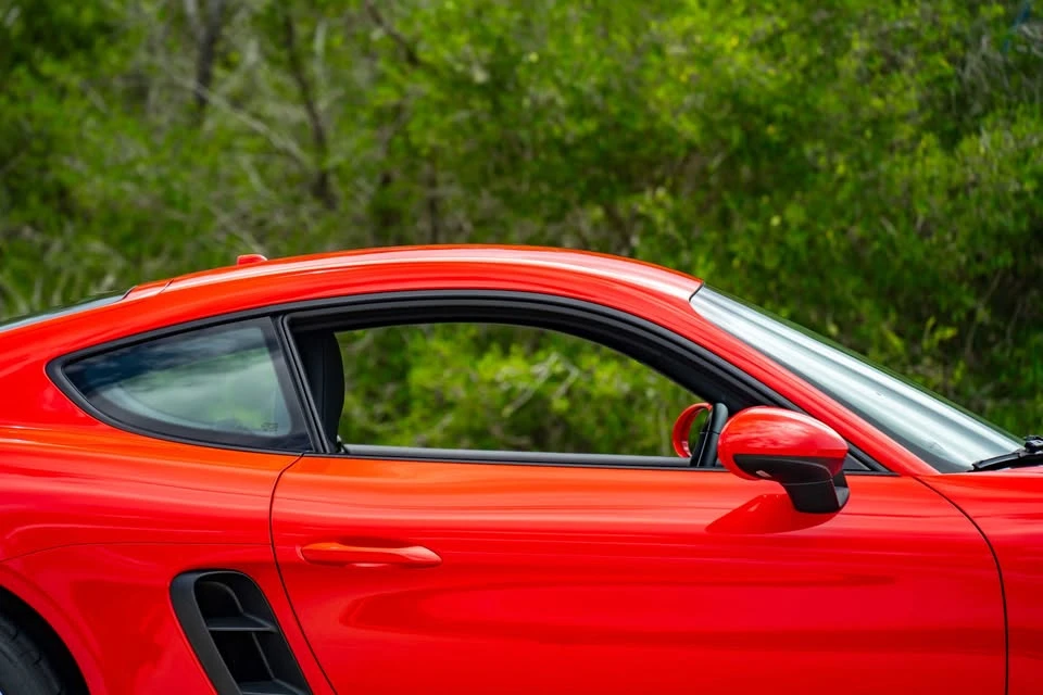 2021 Porsche 718 Cayman - Image 11 of 20