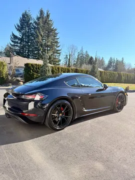 2021 Porsche 718 Cayman