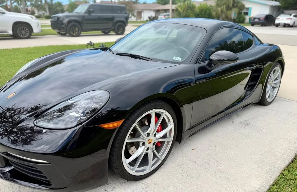 2021 Porsche 718 Cayman S - Image 2 of 10