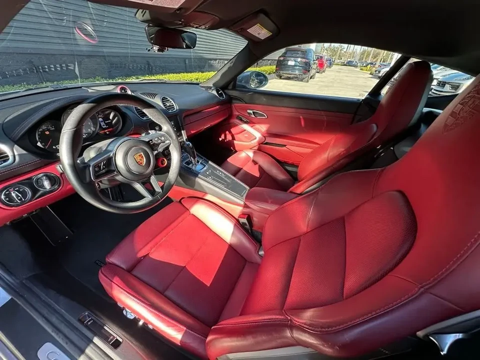 2021 Porsche 718 Cayman S - Image 4 of 7