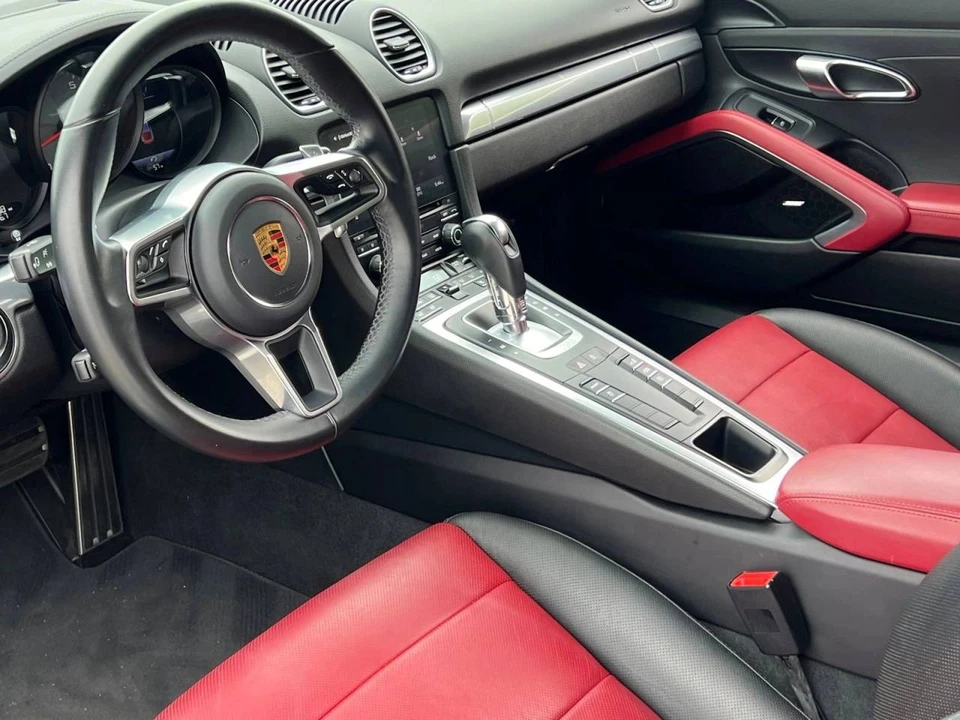 2021 Porsche 718 Cayman S - Image 4 of 5