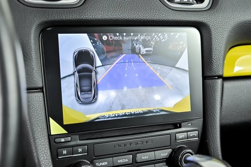 2021 Porsche Cayman - Image 28 of 31