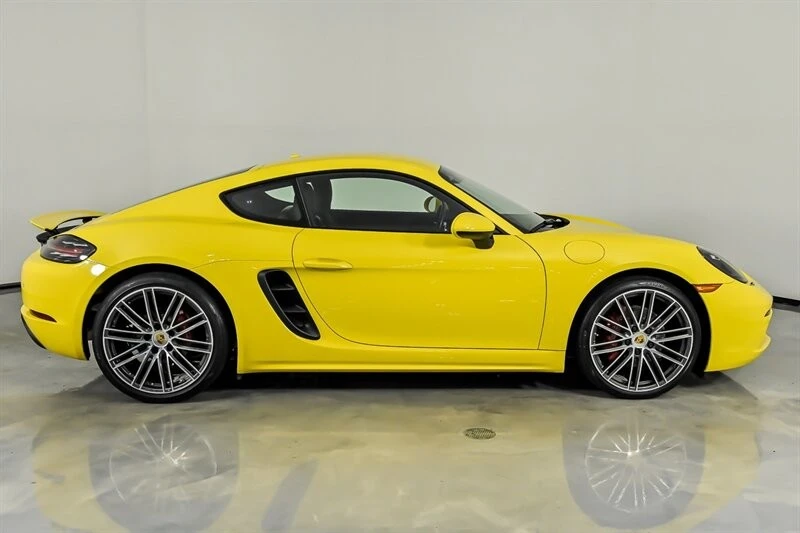 2021 Porsche Cayman - Image 11 of 31