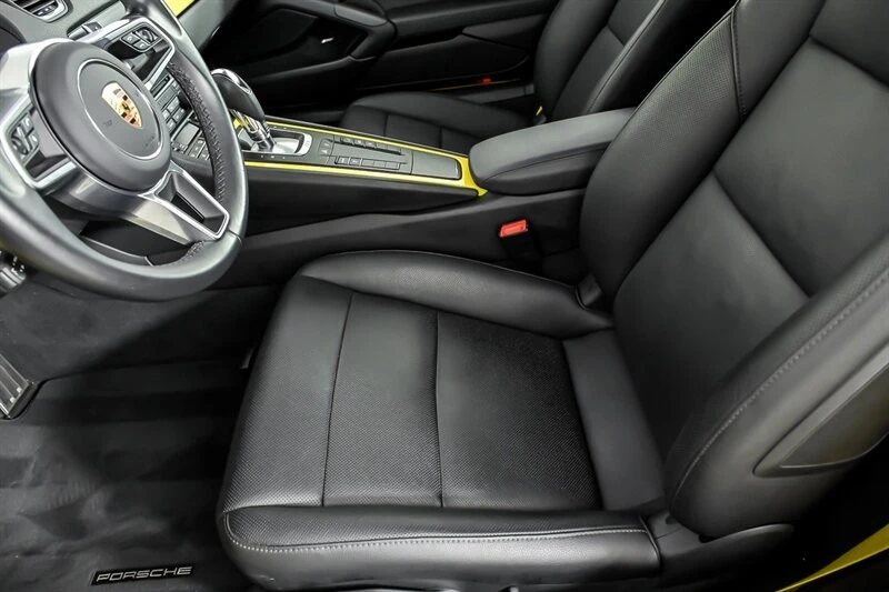 2021 Porsche Cayman - Image 16 of 31