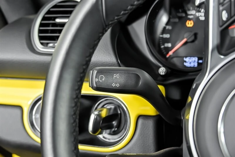 2021 Porsche Cayman - Image 24 of 31
