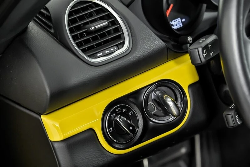 2021 Porsche Cayman - Image 19 of 31