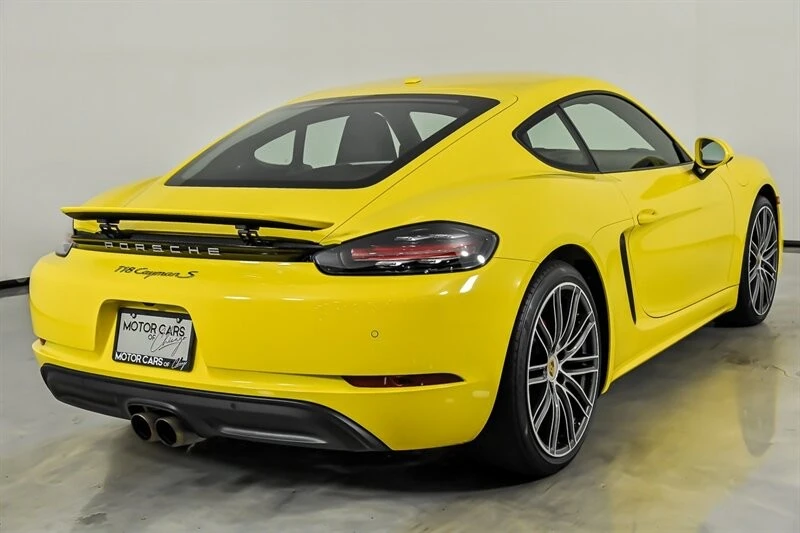 2021 Porsche Cayman - Image 10 of 31