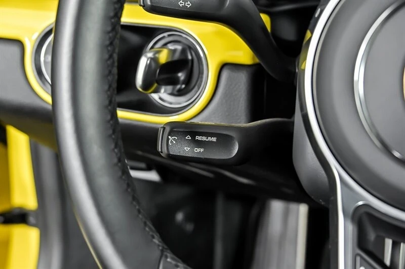 2021 Porsche Cayman - Image 25 of 31