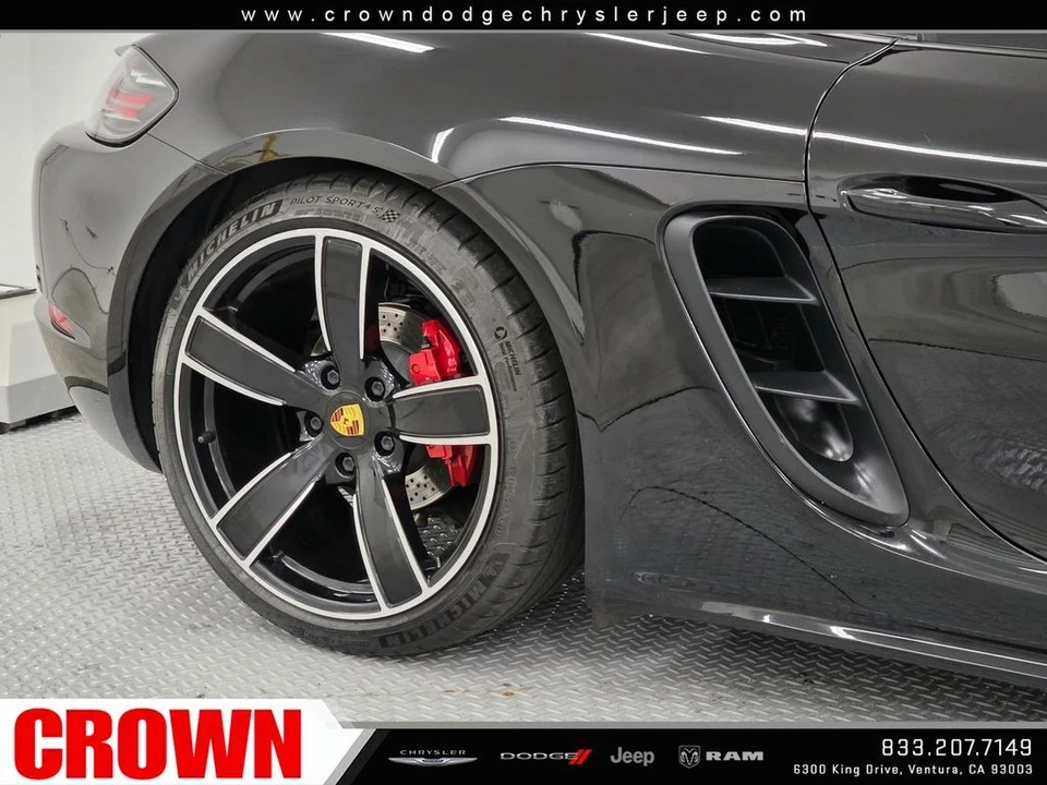 2021 Porsche - Image 10 of 28