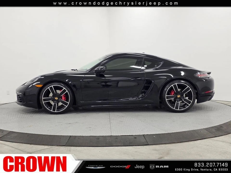 2021 Porsche - Image 4 of 28
