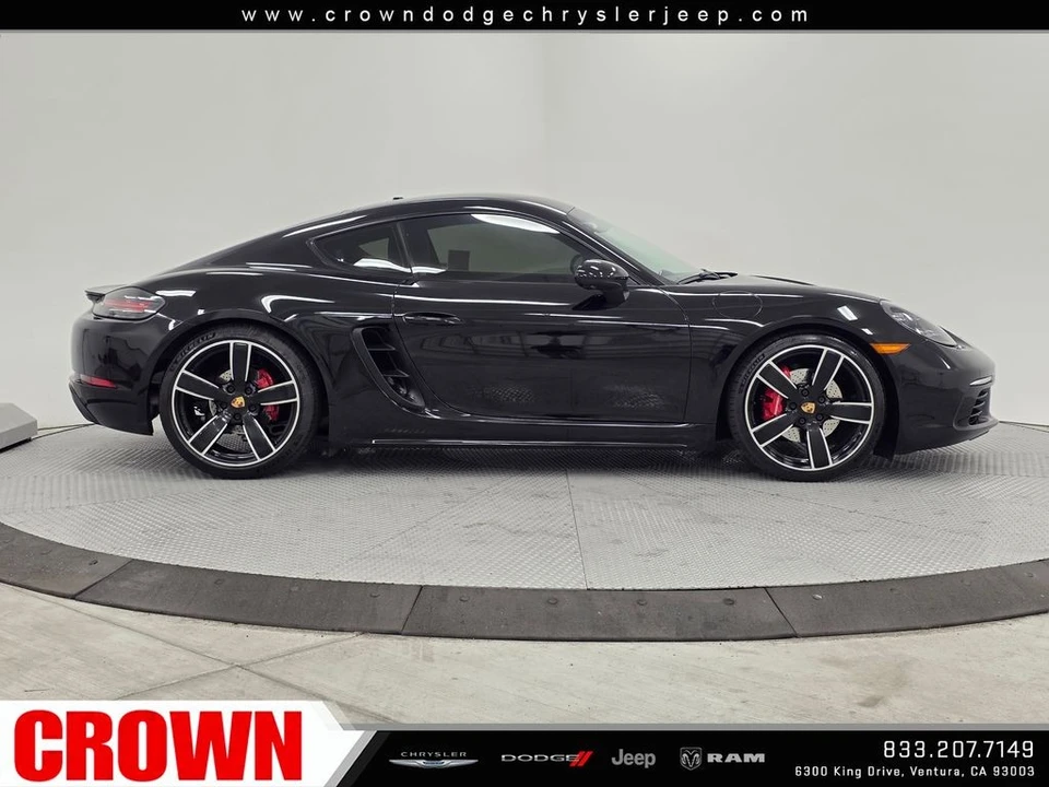 2021 Porsche - Image 8 of 28