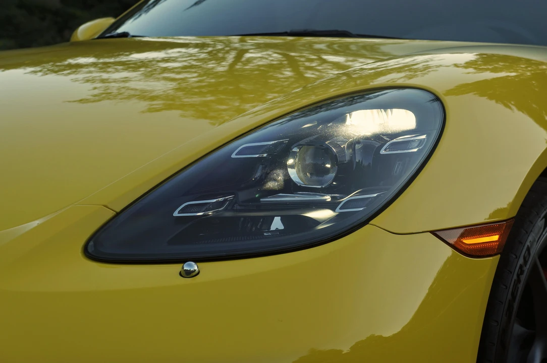 2021 Porsche 718 Cayman S - Image 28 of 31