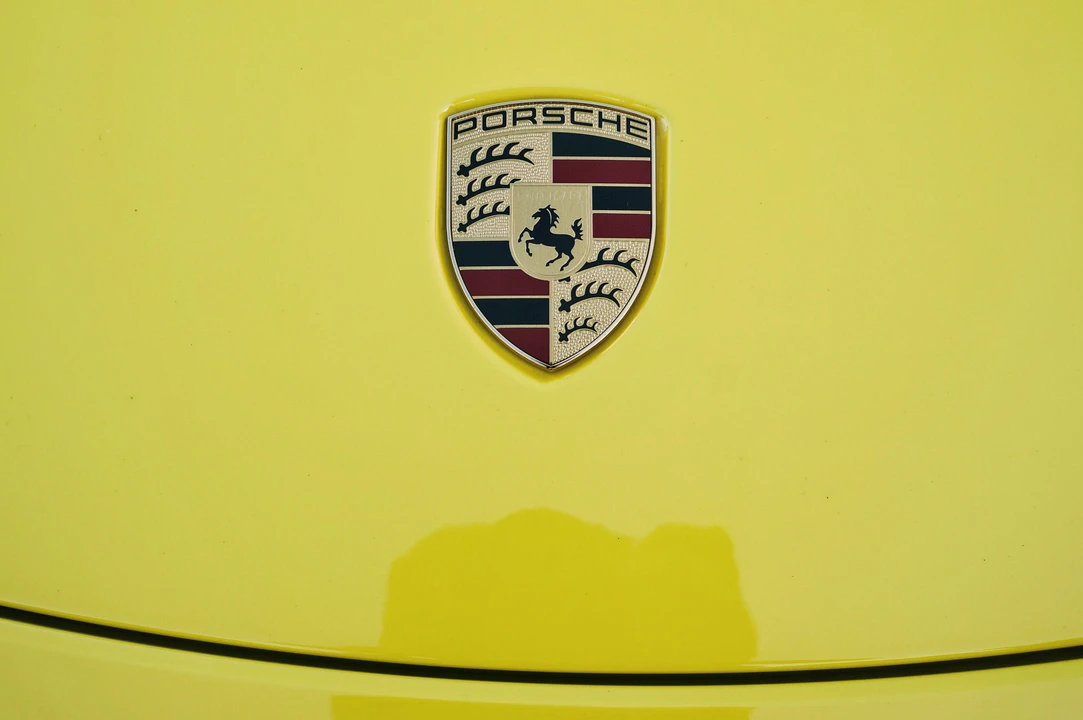 2021 Porsche 718 Cayman S - Image 24 of 31