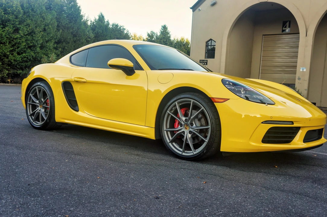 2021 Porsche 718 Cayman S - Image 14 of 31