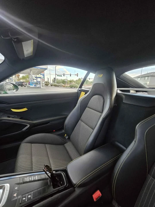 2021 Porsche 718 Cayman T - Image 4 of 9