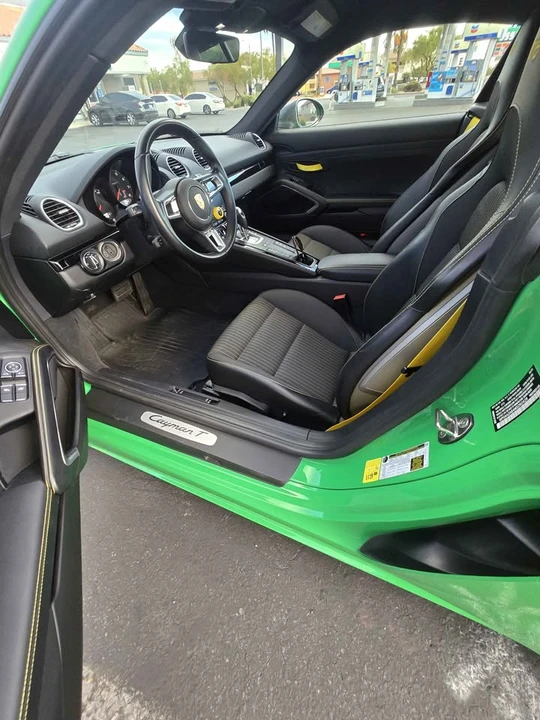 2021 Porsche 718 Cayman T - Image 7 of 9