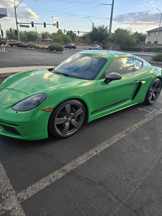 2021 Porsche 718 Cayman T - Image 2 of 9