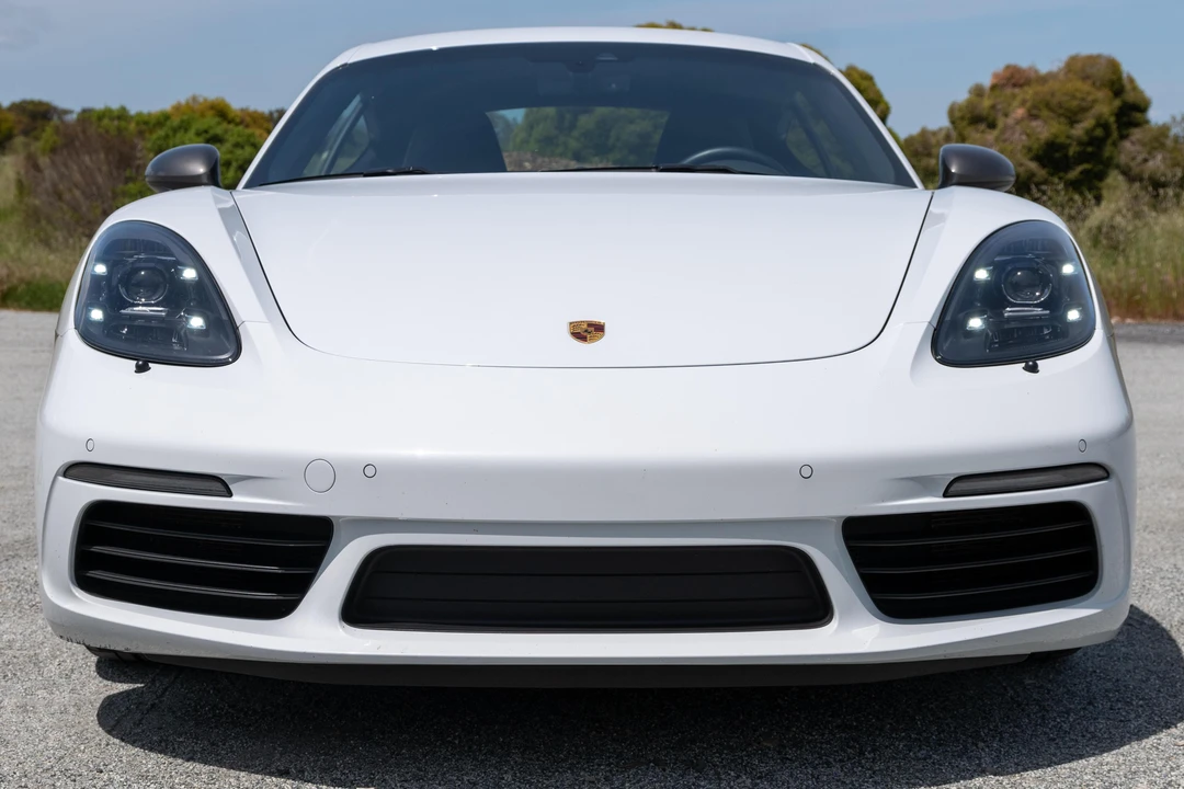2021 Porsche 718 Cayman T - Image 2 of 31