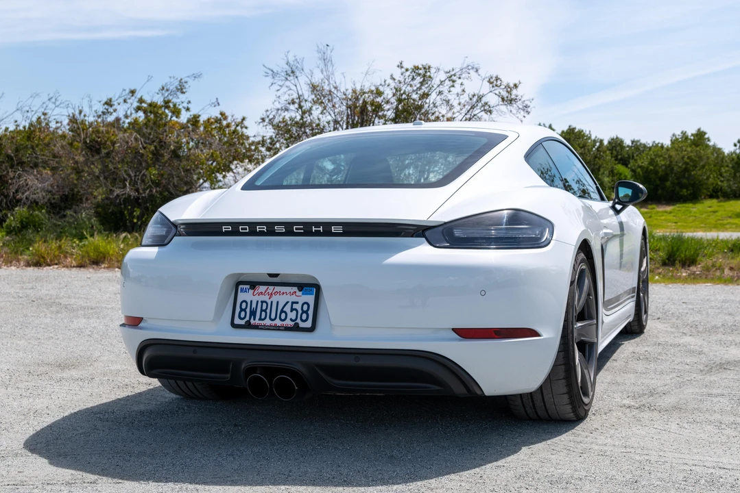 2021 Porsche 718 Cayman T - Image 14 of 31