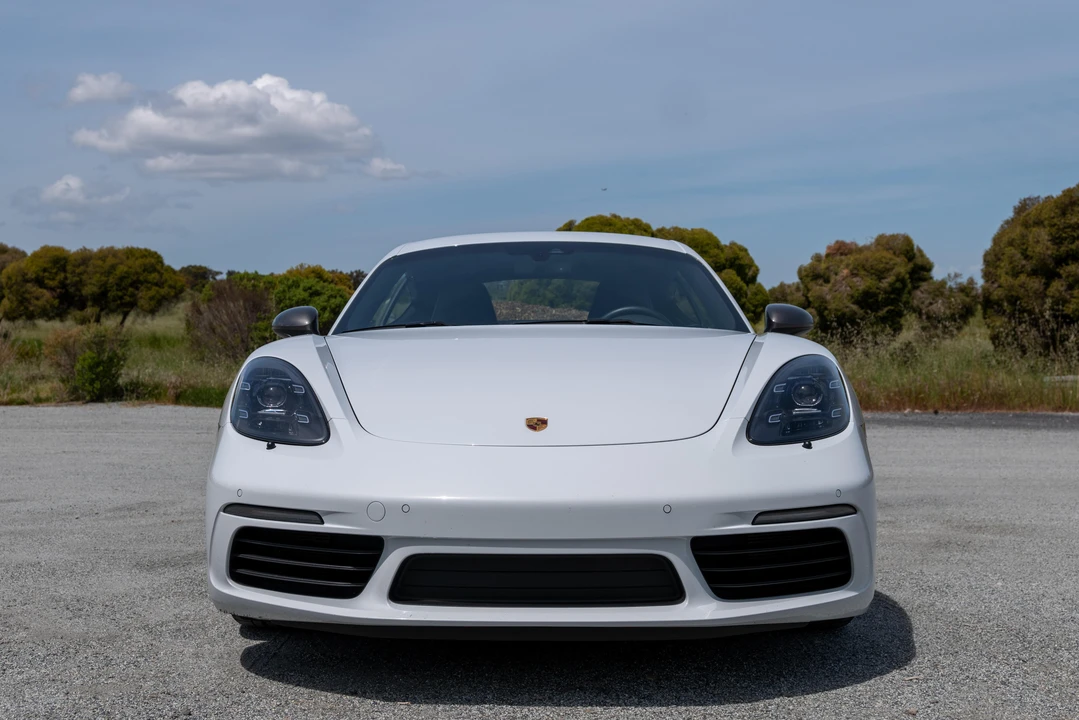 2021 Porsche 718 Cayman T - Image 6 of 31