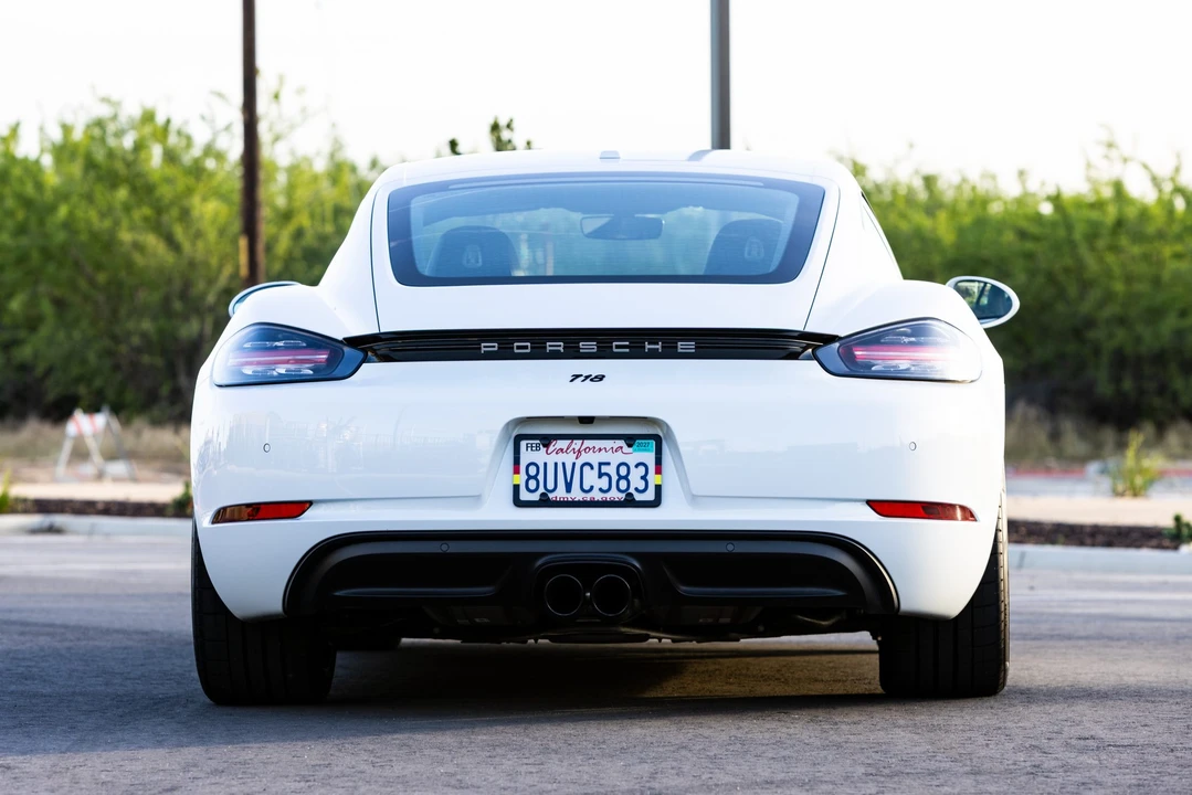 2021 Porsche 718 Cayman - Image 5 of 31