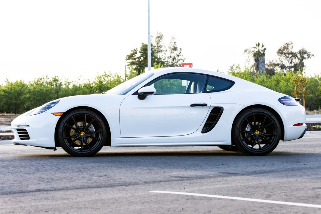 2021 Porsche 718 Cayman - Image 6 of 31
