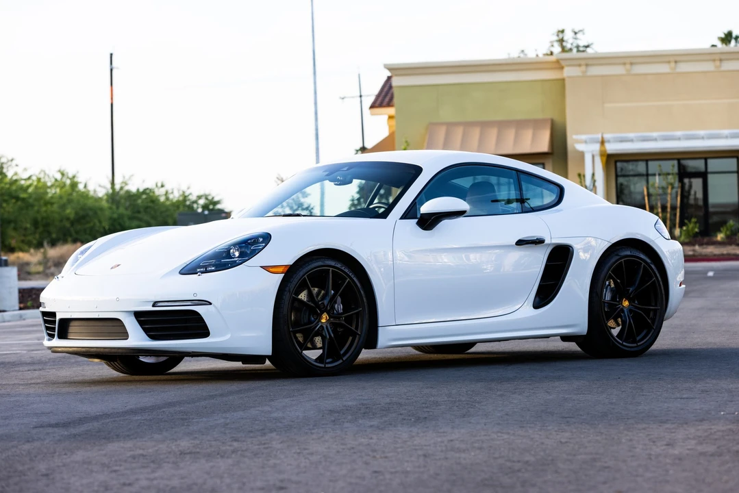 2021 Porsche 718 Cayman - Image 7 of 31