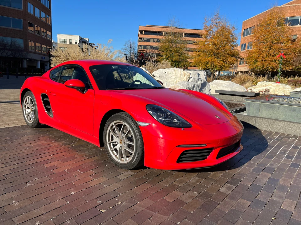 2021 Porsche 718 Cayman - Image 12 of 31