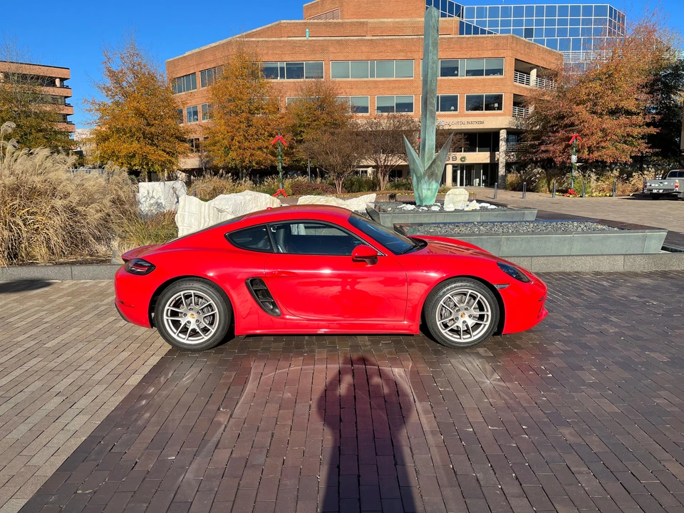 2021 Porsche 718 Cayman - Image 7 of 31