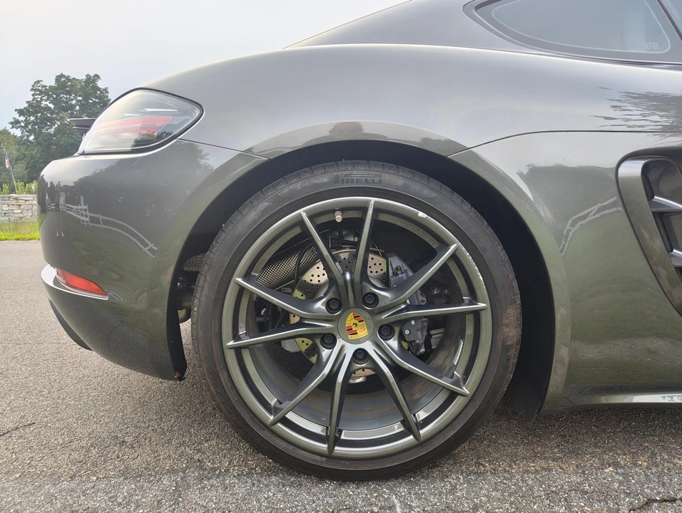 2021 Porsche 718 Cayman - Image 22 of 31