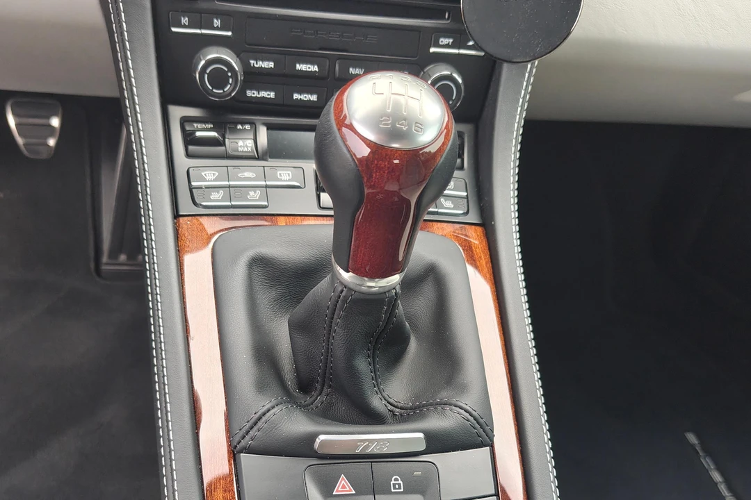 2021 Porsche 718 Cayman - Image 30 of 31