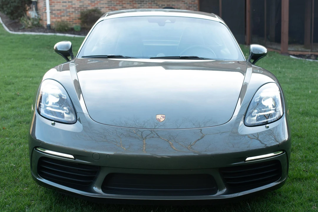 2021 Porsche 718 Cayman - Image 2 of 31