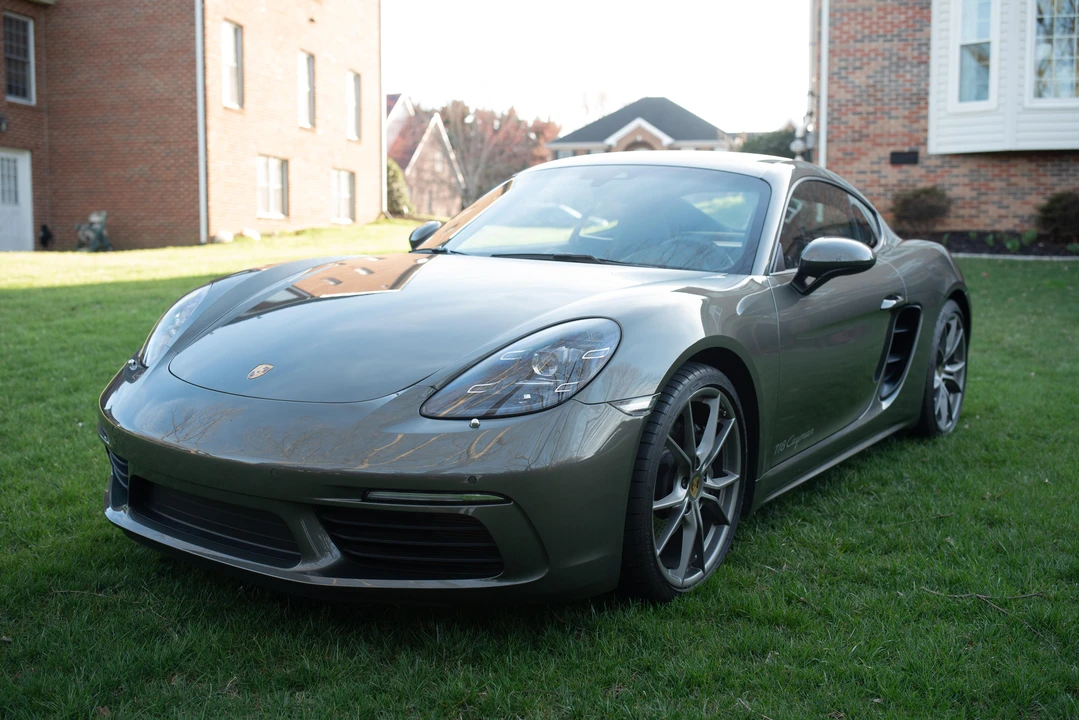 2021 Porsche 718 Cayman - Image 8 of 31