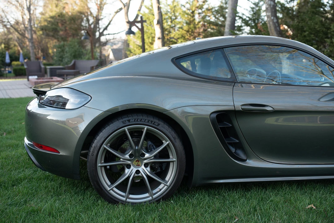 2021 Porsche 718 Cayman - Image 31 of 31