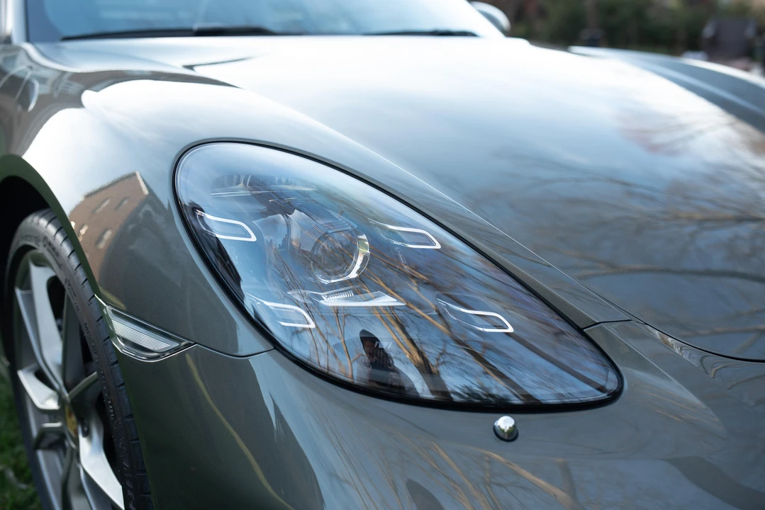 2021 Porsche 718 Cayman - Image 15 of 31