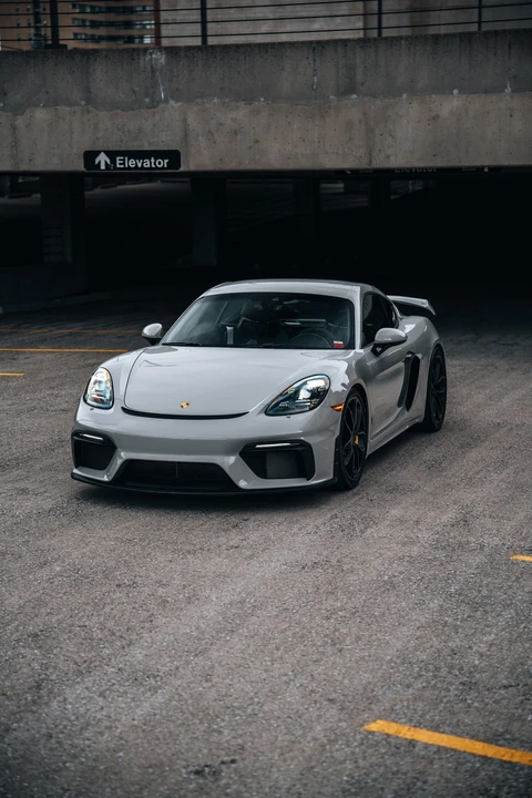 2021 Porsche 718 Cayman GT4 - Image 11 of 18